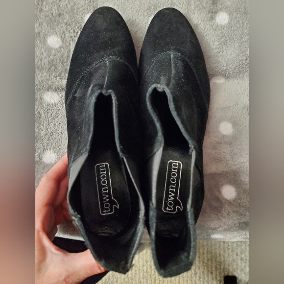 Town Shoes, Suede, black, flats - Picture 13 of 16